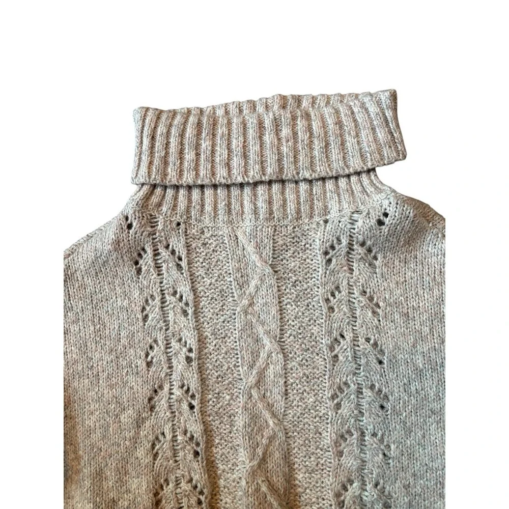 Venus Turtleneck Sweater Women M Marled Pink & Gray Fringe Hem Short Soft Cozy